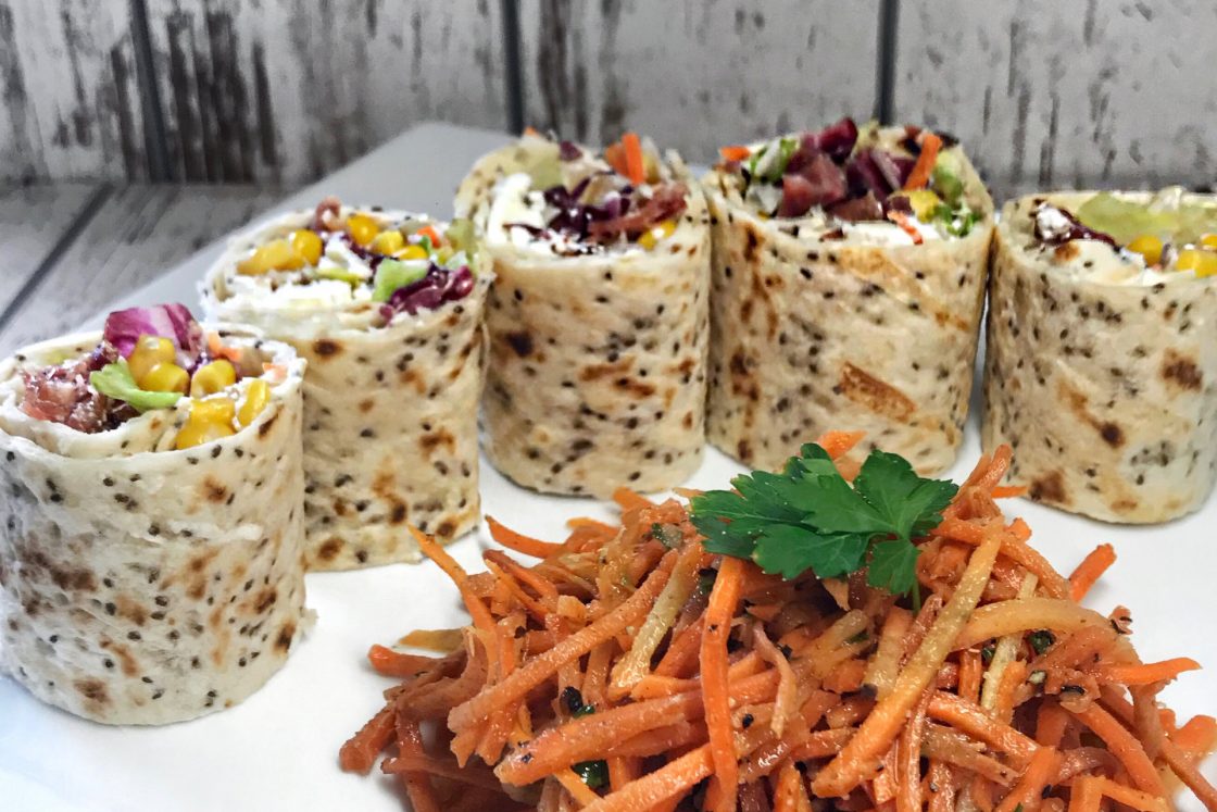 Tortillas-pork leg-carrot-salad-summer