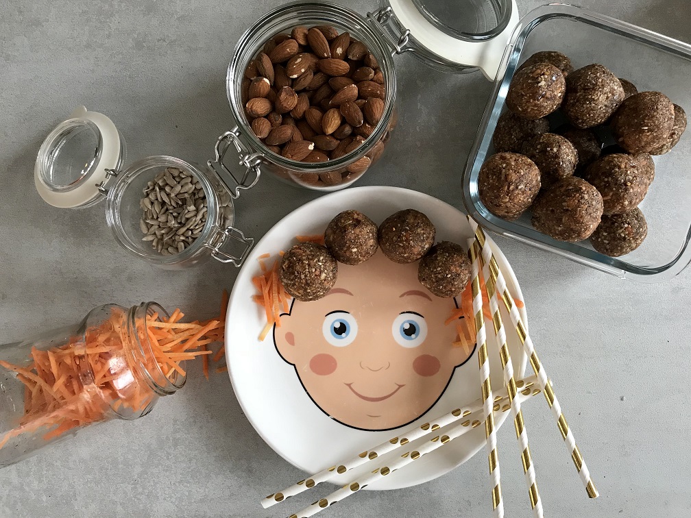 carrot-raw cakes-raw-cake-bites-dessert-sweet-cookies-healthy-recipe-Iceberg Salat Centar