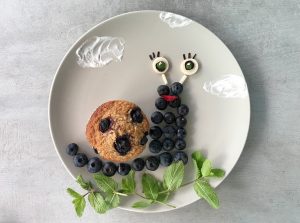 healthy blueberry muffins-muffins-blueberry-healthy muffins-blueberry muffins-recipe-desser-breakfast-sweet-Iceberg Salat Centar