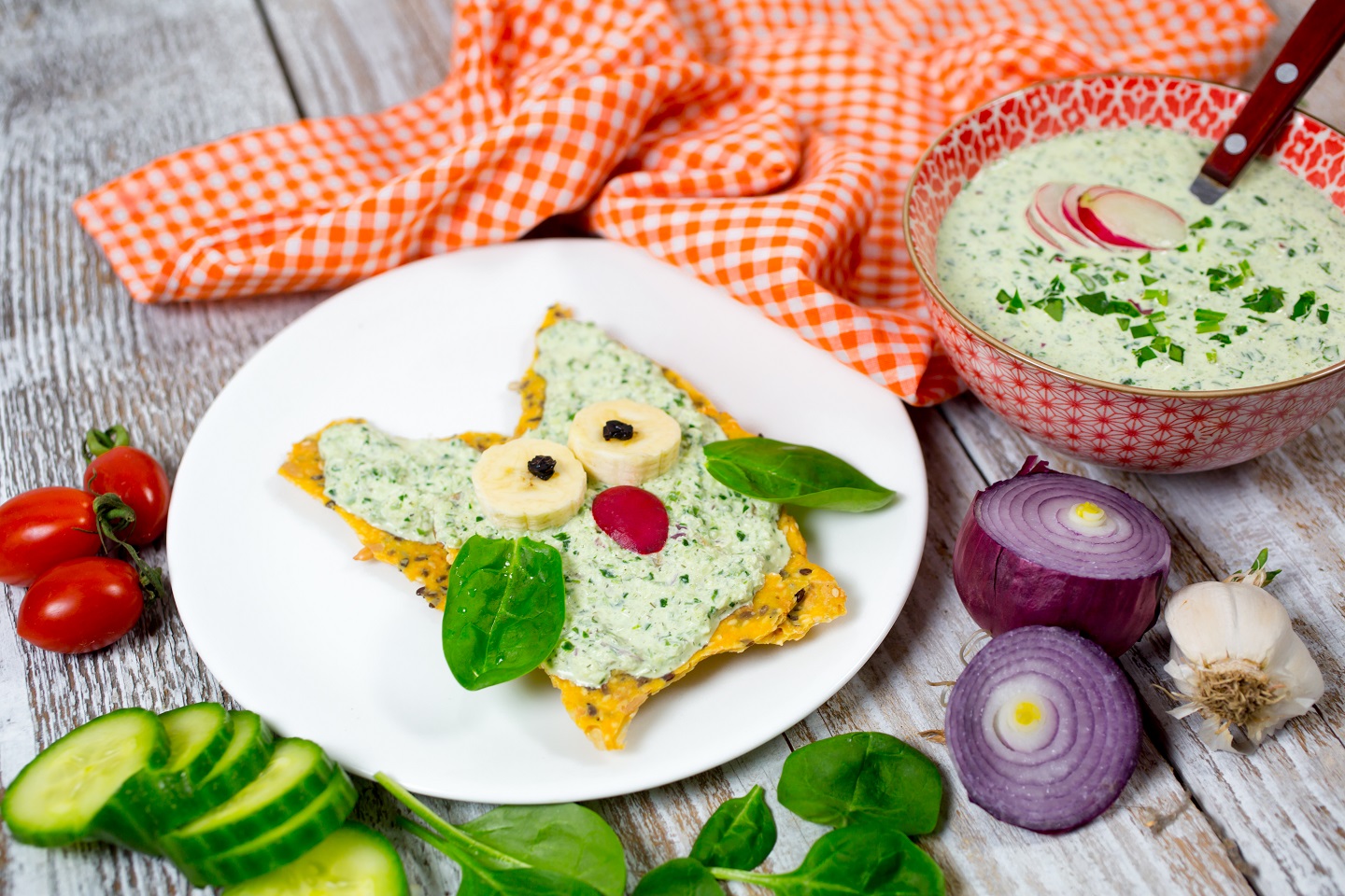 cucumber and baby spinach spread cucumber and baby spinach spread