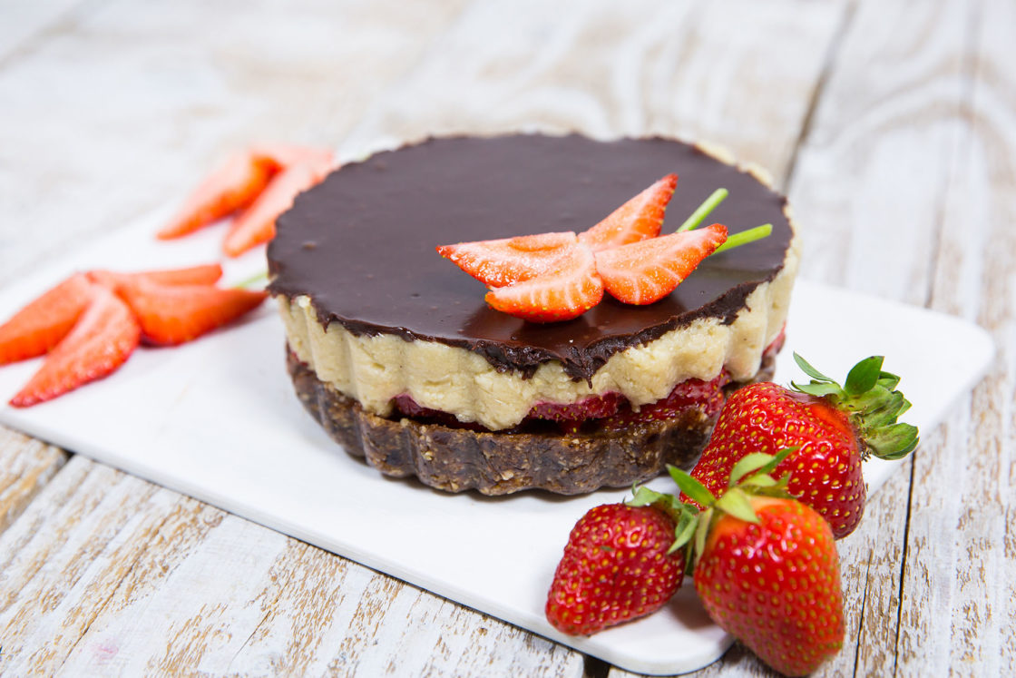 Raw Strawberry Cake